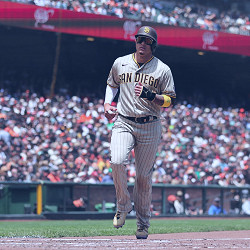 San Diego Padres and San Francisco Giants Join Baseball History in Lopsided  Affair on Thursday - Fastball